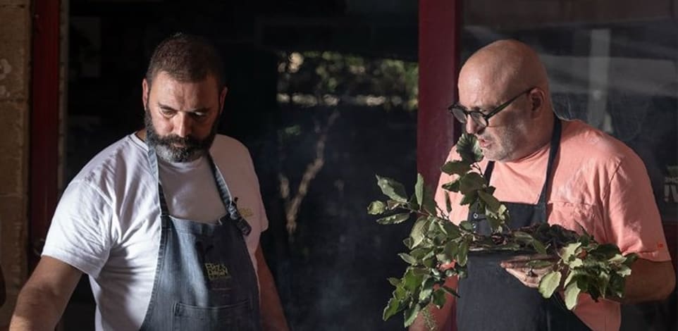 ארז קומרובסקי וחנן עזרן / צילום: אסף קרלה
