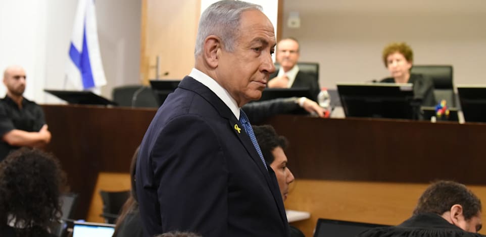 בנימין נתניהו באולם בית המשפט המחוזי בתל אביב, היום (ג') / צילום: ראובן קסטרו/פול וואלה
