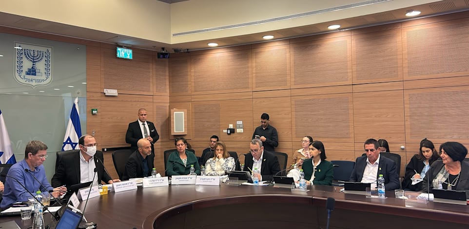 דיון בוועדת החוקה על מתווה לוין-סער, היום