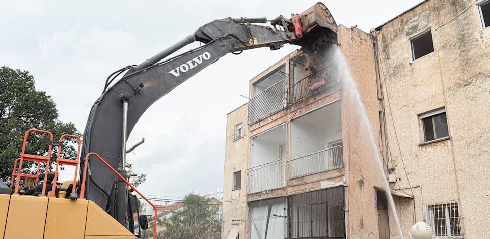 הריסה ובנייה בתל אביב / צילום: שי אשכנזי