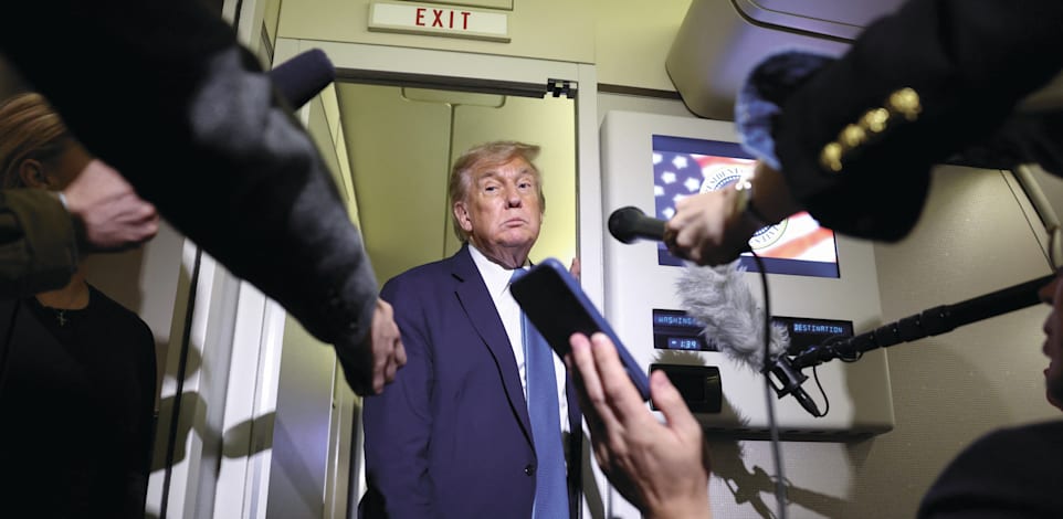 דונלד טראמפ בריאיון לכתבים השבוע / צילום: Reuters, Kevin Lamarque