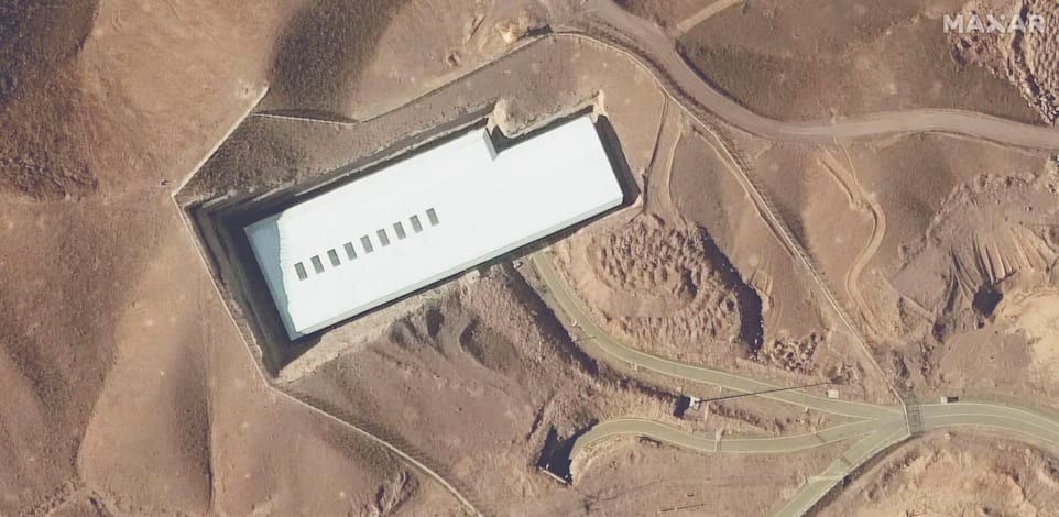 צילום לווין של מתקן העשרת האורניום בפורדו לפני התקיפה האמריקאית / צילום: ap, Maxar Technologies