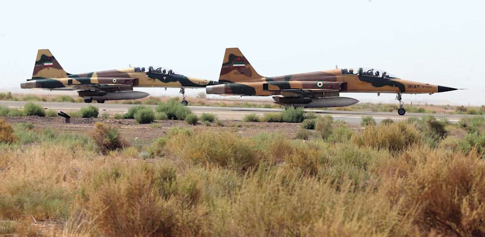 מטוסי קרב איראניים באספהאן / צילום: Reuters, WANA NEWS AGENCY
