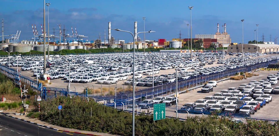 מגרש רכבים / צילום: Shutterstock