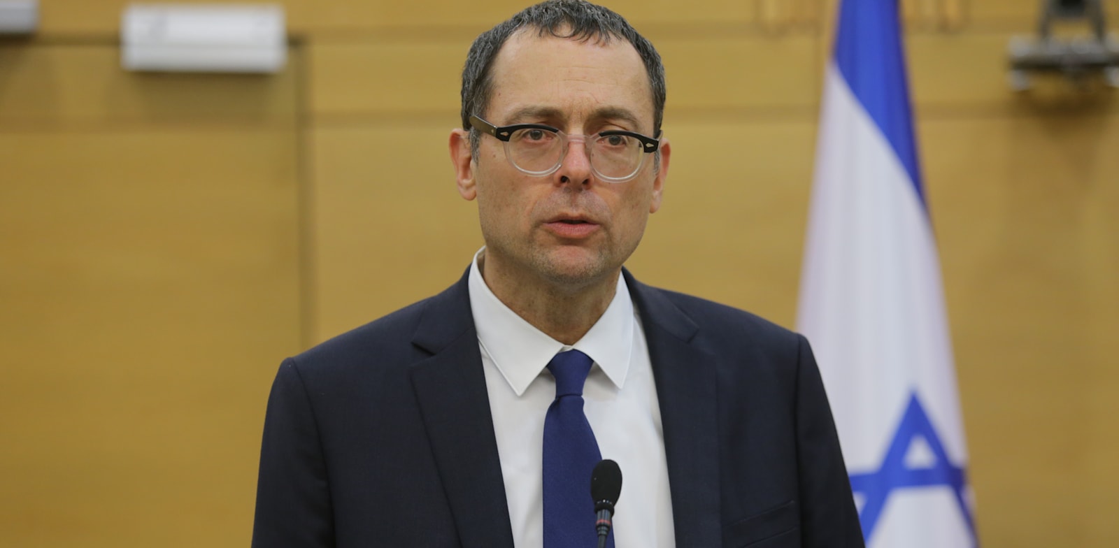 עו"ד צבי האוזר / צילום: אלכס קולומויסקי, "ידיעות אחרונות" 