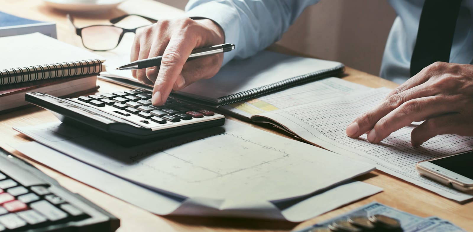 אילו פעולות כדאי לבצע לפני סיום שנת המס? / צילום: Shutterstock