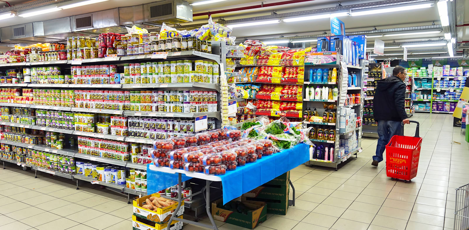 סניף של רשת ויקטורי / צילום: Shutterstock