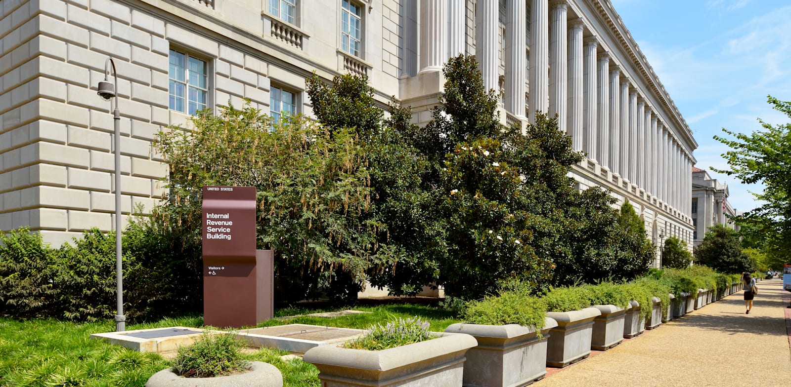 מטה רשות המסים האמריקאית בוושינגטון / צילום: Shutterstock, Jorge Salcedo