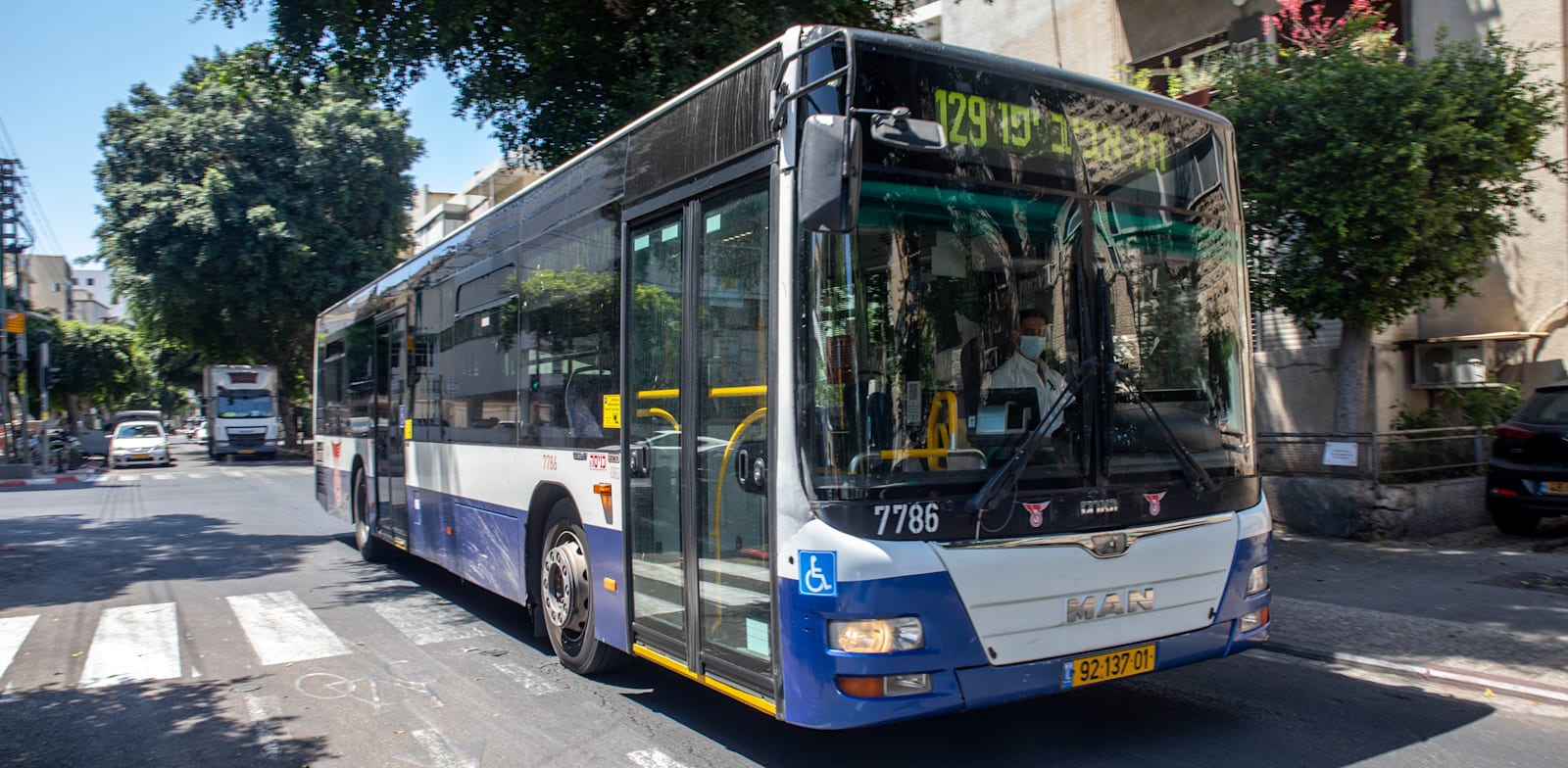אוטובוס של חברת דן / צילום: כדיה לוי