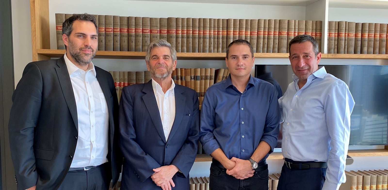 מימין: דוד עבדי, אבי מורה, צבי פירון, יוסי אפל / צילום: עינת כהן