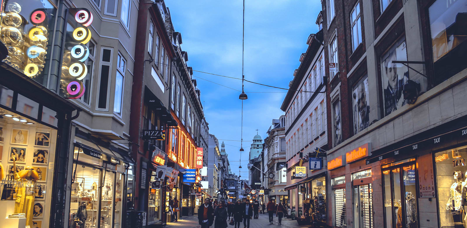המדרחוב הראשי של קופנהגן. עיר ידידותית להולכי הרגל / צילום: Shutterstock