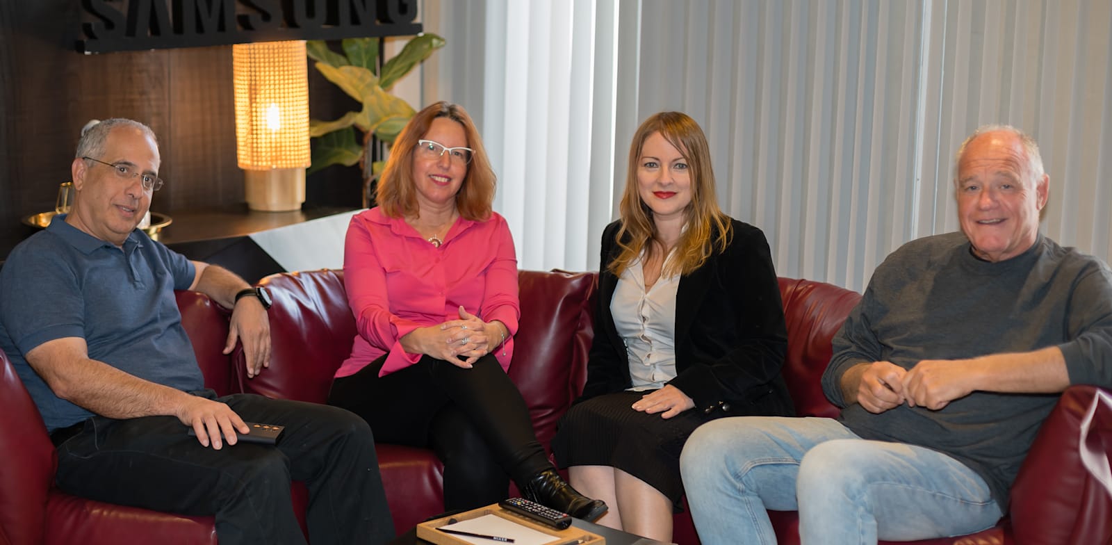 צוות מרכז המחקר של סמסונג בישראל / צילום: אלון יסובסקי/סמסונג