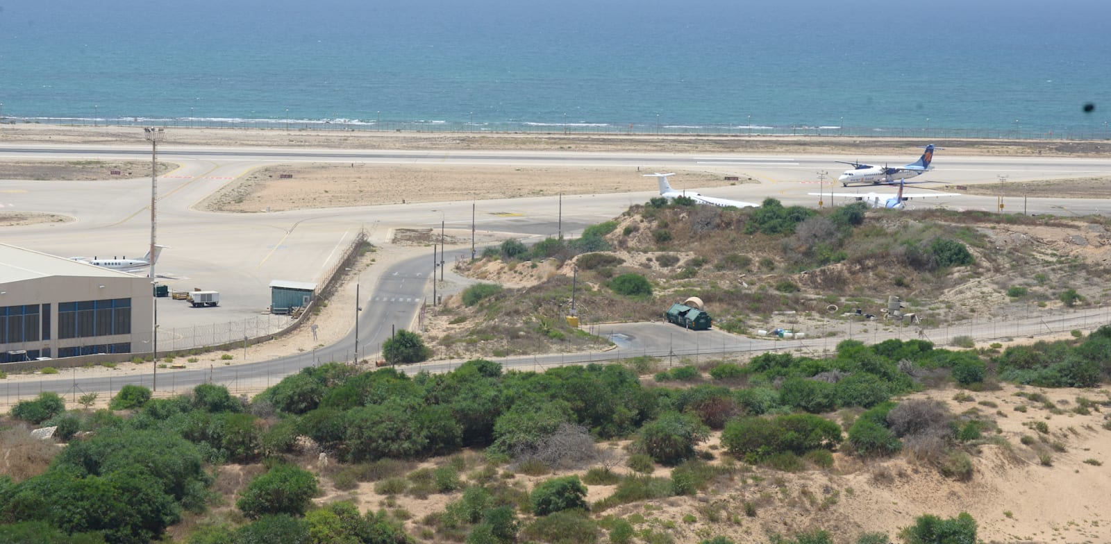 שדה דב, 2019 / צילום: איל יצהר