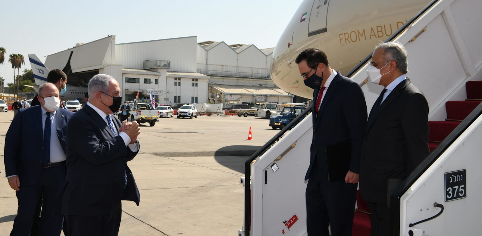קבלת פנים בשדה התעופה למשלחת איחוד האמירויות, במעמד ראש הממשלה בנימין נתניהו. מבצע צבאי ראשון על רקע הסכמי השלום / צילום: עמוס בן גרשום - לע"מ