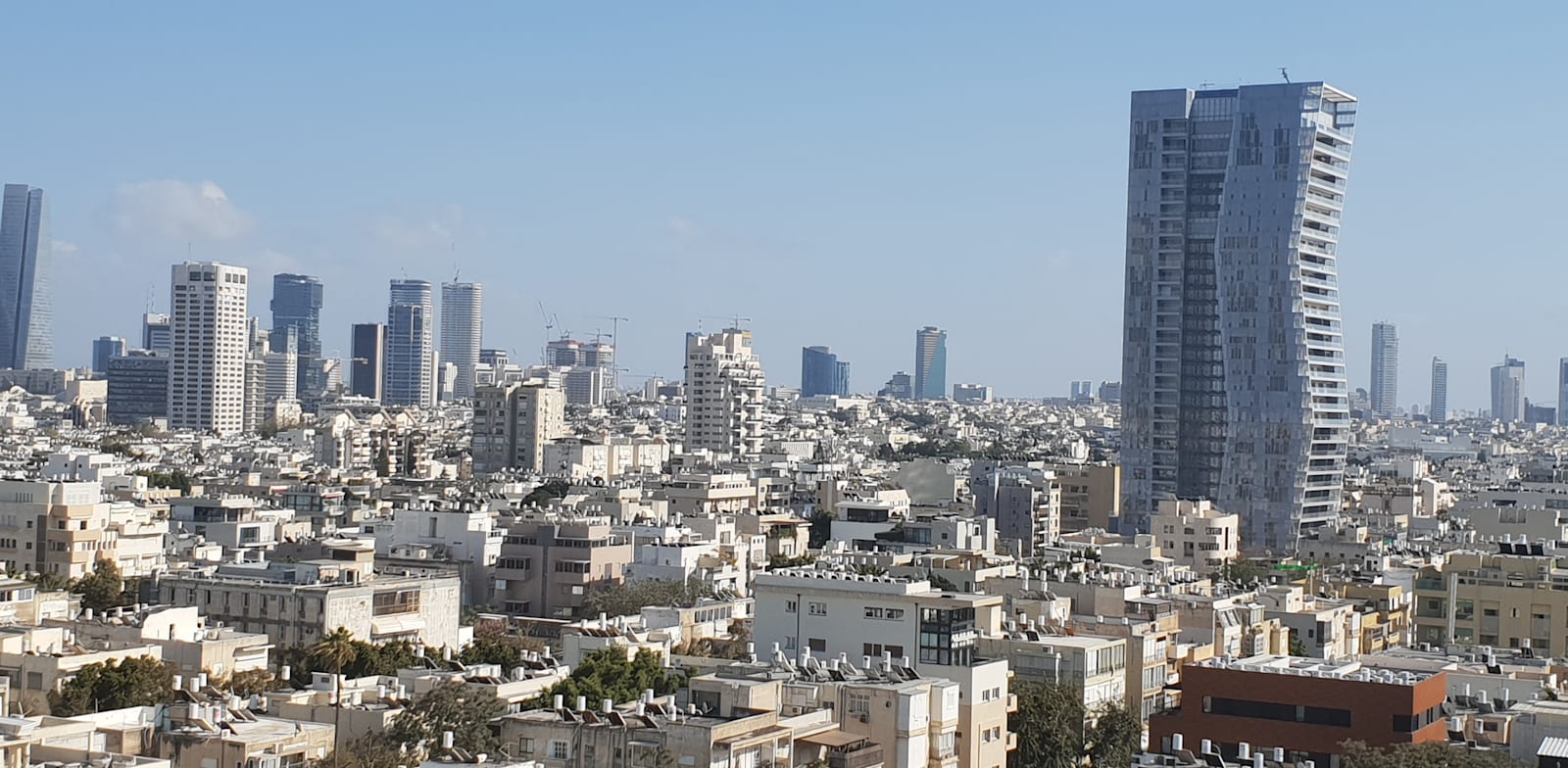 Arlozorov tower Tel Aviv Credit: Guy Lieberman