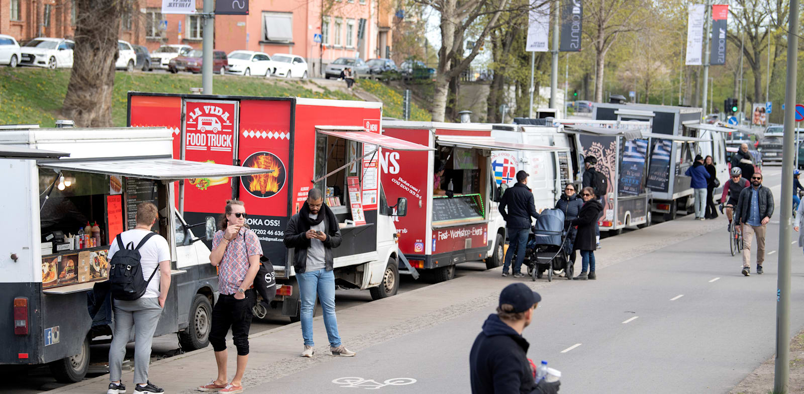משאית אוכל בשבדיה. נפוצות ברחבי העולם / צילום: Reuters