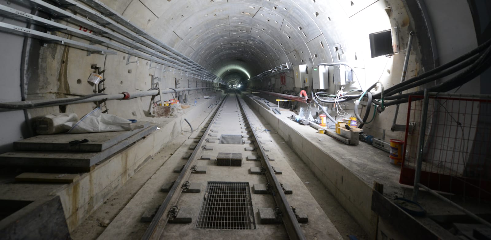 Tel Aviv light rail subway Photo: Eyal Izhar