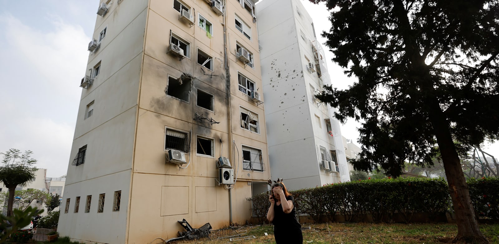 Building in Ashkelon hit by rocket from Gaza Strip credit: Amir Cohen, Reuters