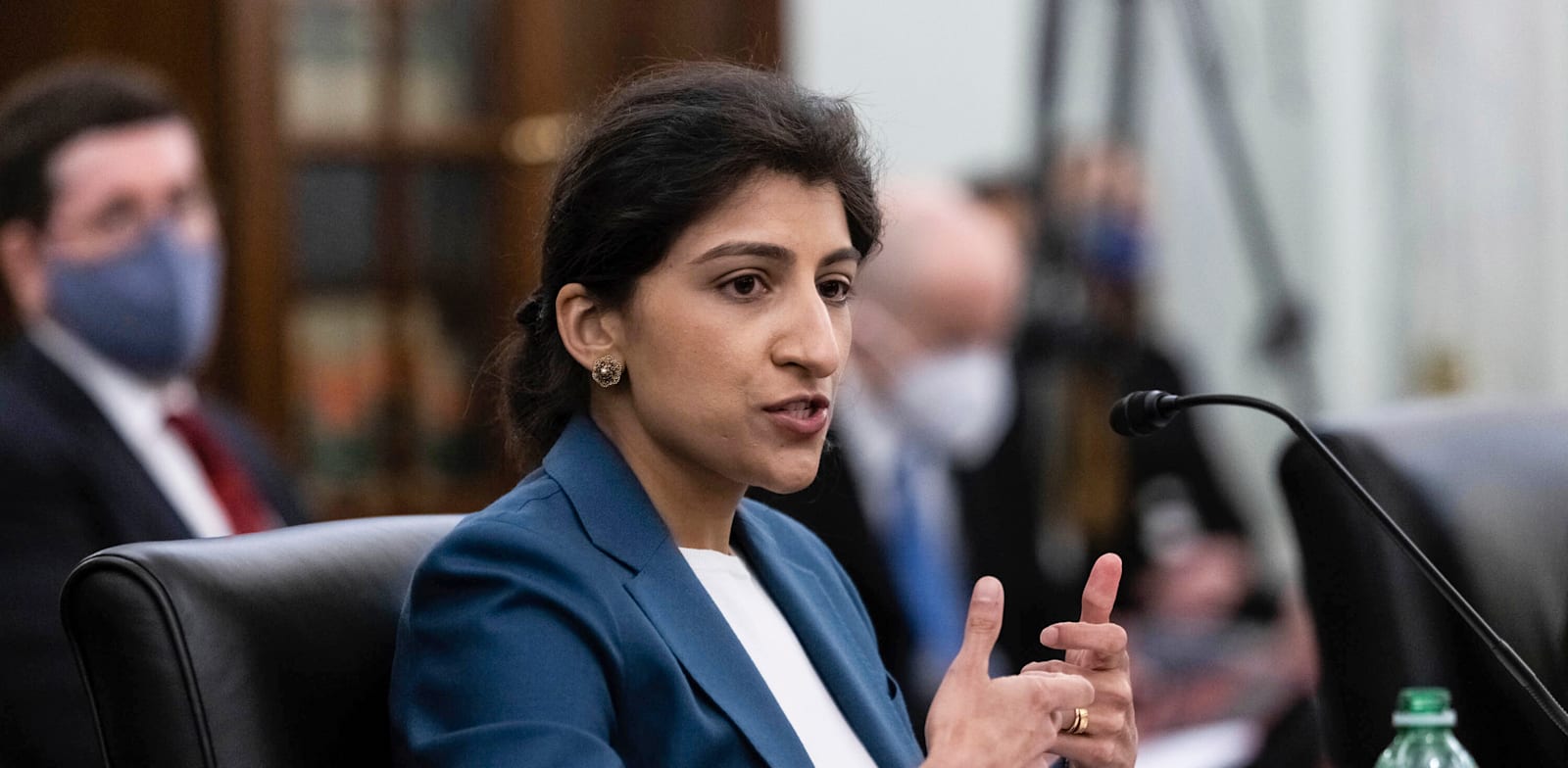 לינה קאן, יושבת ראש נציבות הסחר של ארצות הברית / צילום: Associated Press, Graeme Jennings/Pool