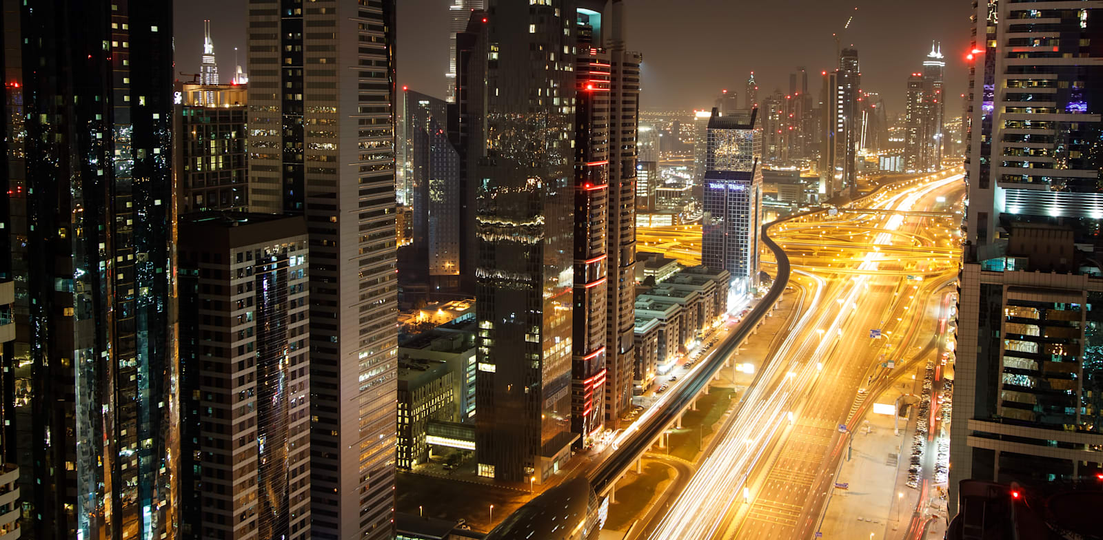 אזור התעשייה בדובאי. הסייבר הישראלי בדרך לאמירויות / צילום: Shutterstock, Steven Bostock