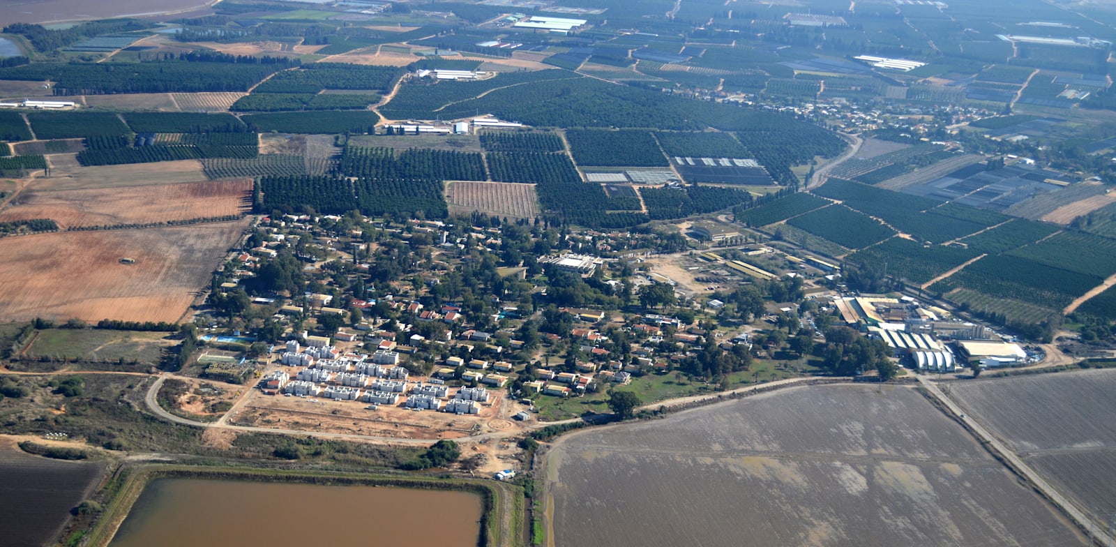 Kibbutz Ha'ogen  credit: Amos Meron, Wikipedia