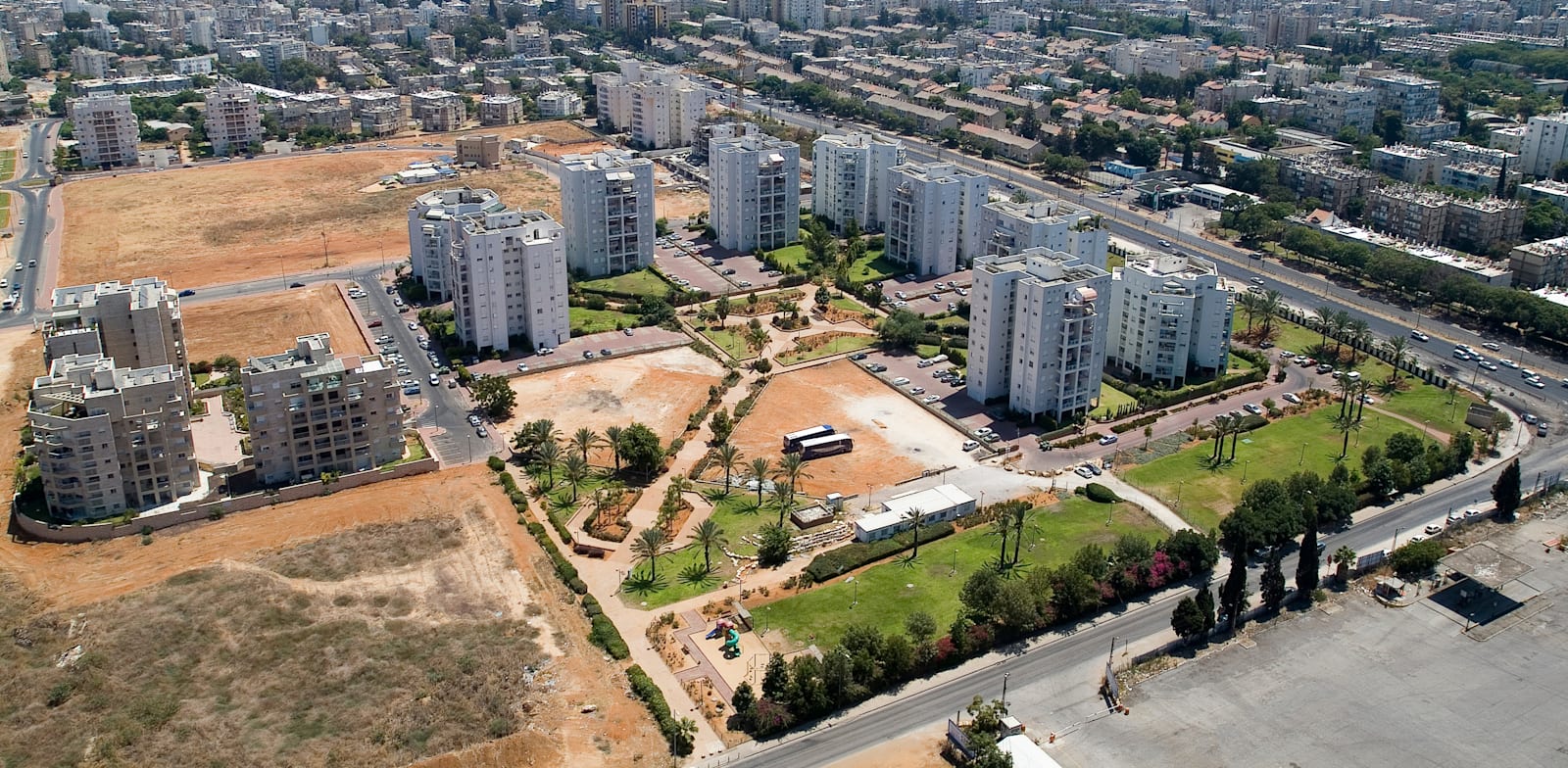 באר יעקב. עיכוב של 10 חודשים עד לחתימת החוזים / צילום: Shutterstock