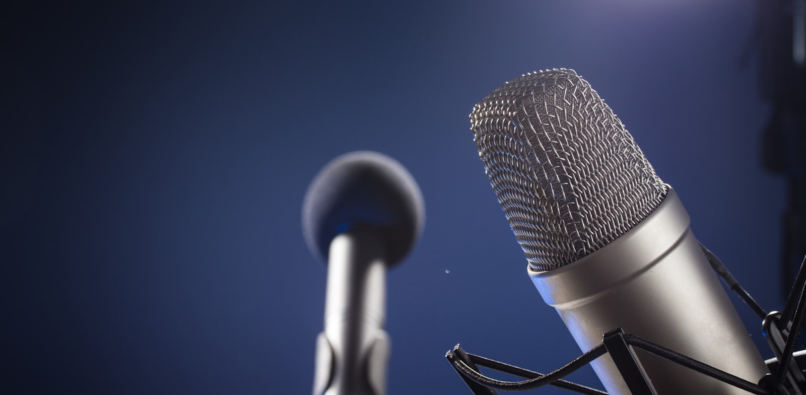 פודקאסט / צילום: Shutterstock, eigens פודקאסט / צילום: Shutterstock, eigens