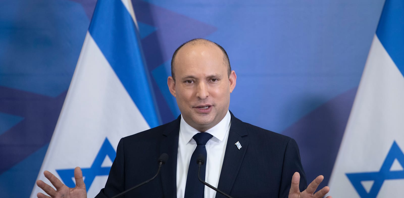 ראש הממשלה נפתלי בנט / צילום: מוטי מילרוד, פול ''הארץ''