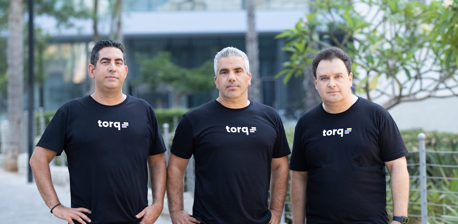 מימין: לאוניד בלקינד (CTO), עופר סמדרי (CEO) ואלדד לבני  (CINO), מייסדי Torq / צילום: גיא חמוי