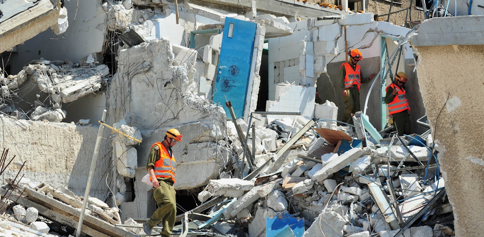 תרגיל של פיקוד העורף לחילוץ נפגעים מהריסות / צילום: Shutterstock