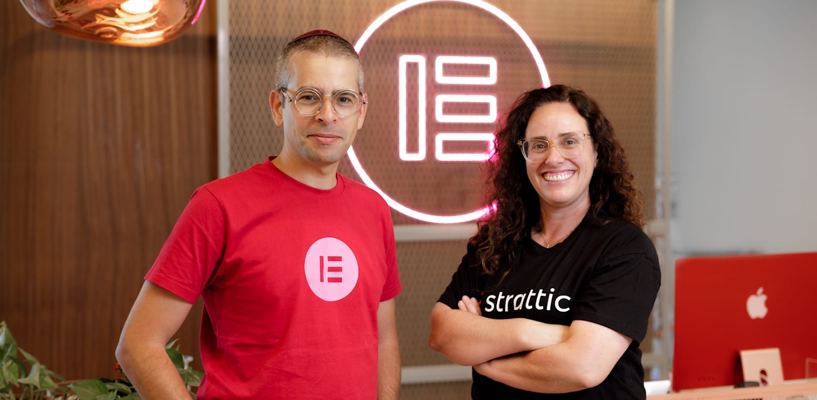 Elementor co-founder Yoni Luksenberg  and Strattic co-founder Miriam Schwab  credit:  Omer Hacohen