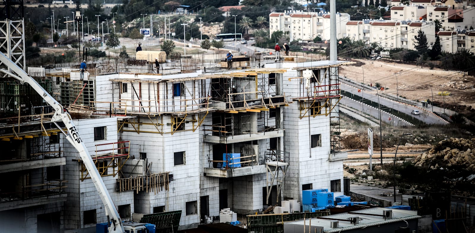 בניינים בבנייה בראש העין / צילום: שלומי יוסף