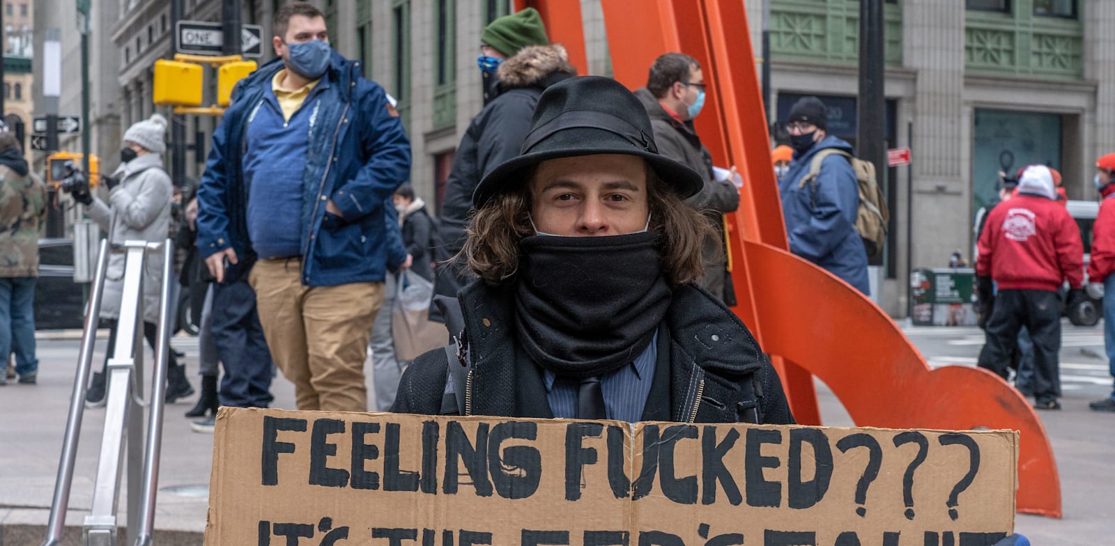 מפגין במחאת "Re-Occupy Wall Street"/ צילום: Reuters, Ron Adar / SOPA Images/Sipa USA