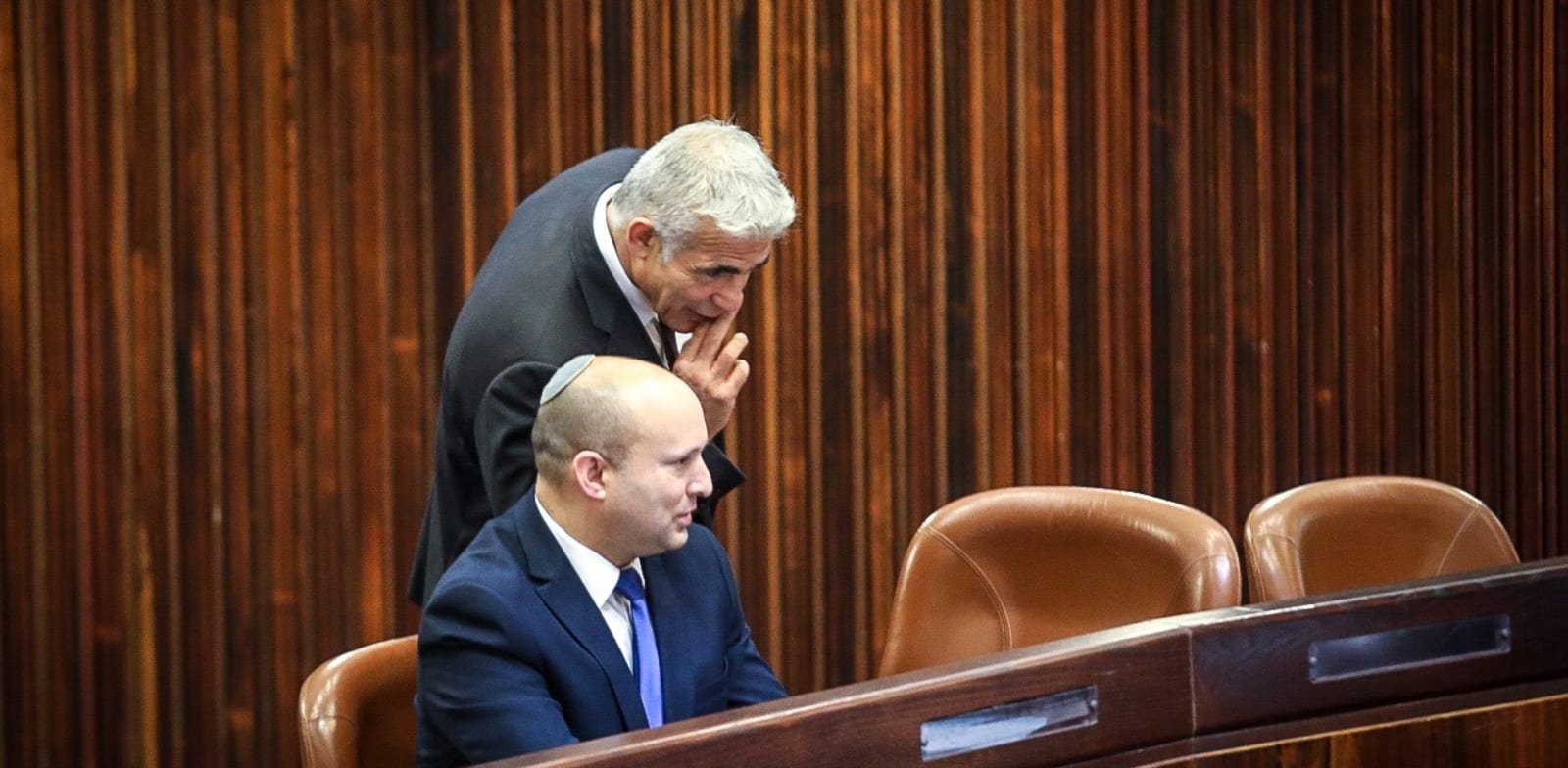 לפיד ובנט. המו"מ נמשך כמעט עד להכרזה / צילום: נועם מושקוביץ, דוברות הכנסת