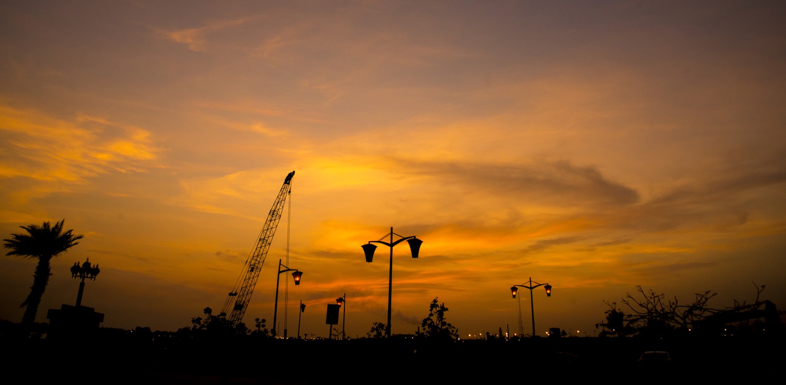 מתקן נפט בערב הסעודית / צילום: Shutterstock, Kamarudheen Sallaapam