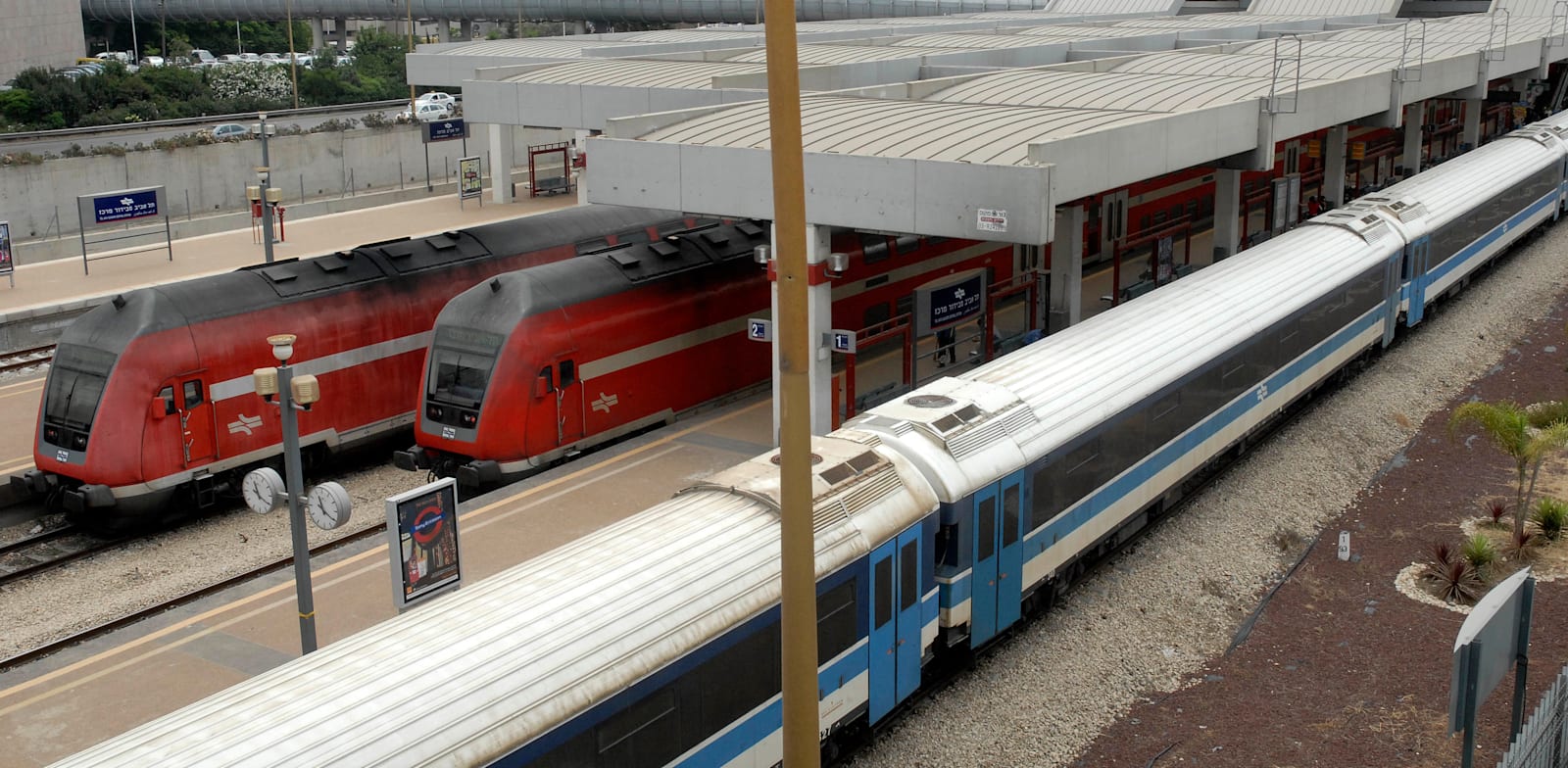 Israel Railways trains  credit: Tamar Matsafi