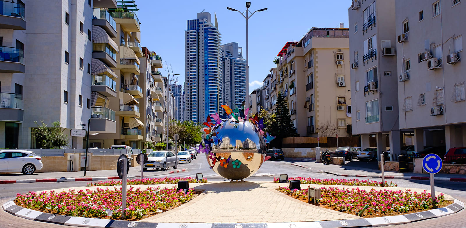 Bat Yam Photo: Shutterstock