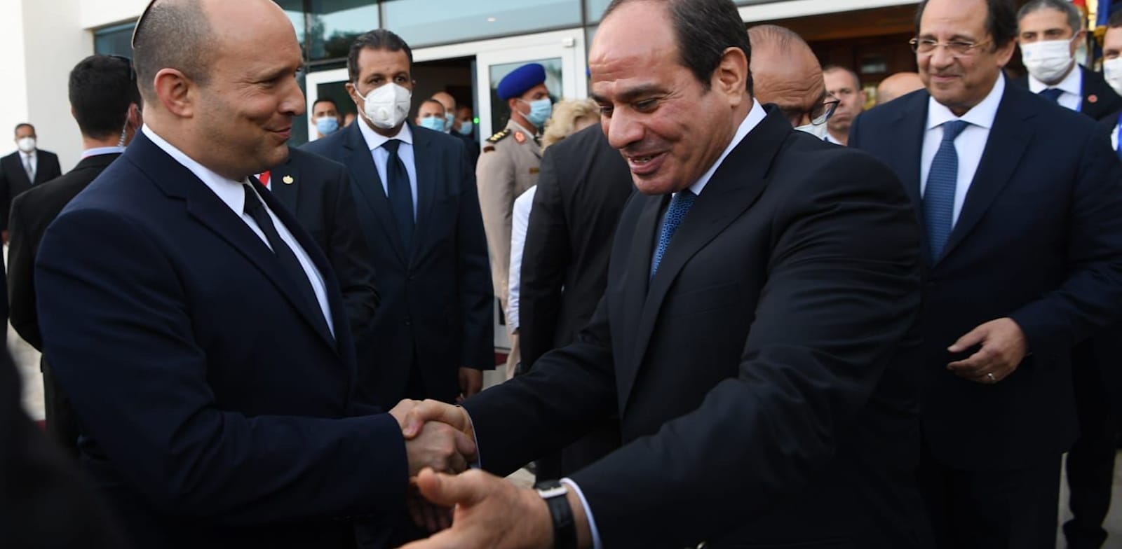 Prime Minister Naftali Bennett and Presdient Abdel Fatah Al-Sisi meet in Sharm El-Sheikh  credit: GPO, Kobi Gideon