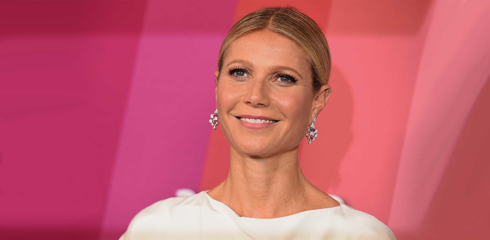 Coconut Oil and Meditation: The Secrets of Gwyneth Paltrow’s Morning Routine