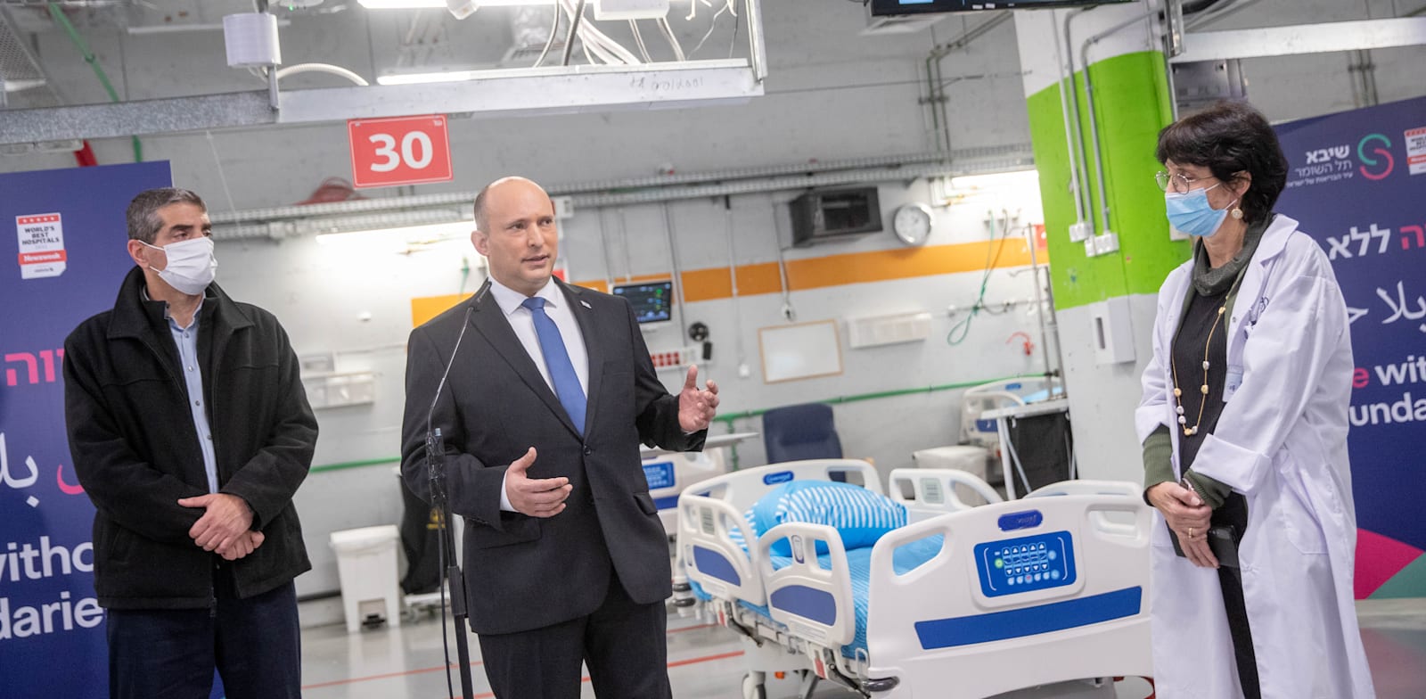 Naftali Bennett at Sheba Medical Center Photo: Haaretz Ohad Tzvigenberg