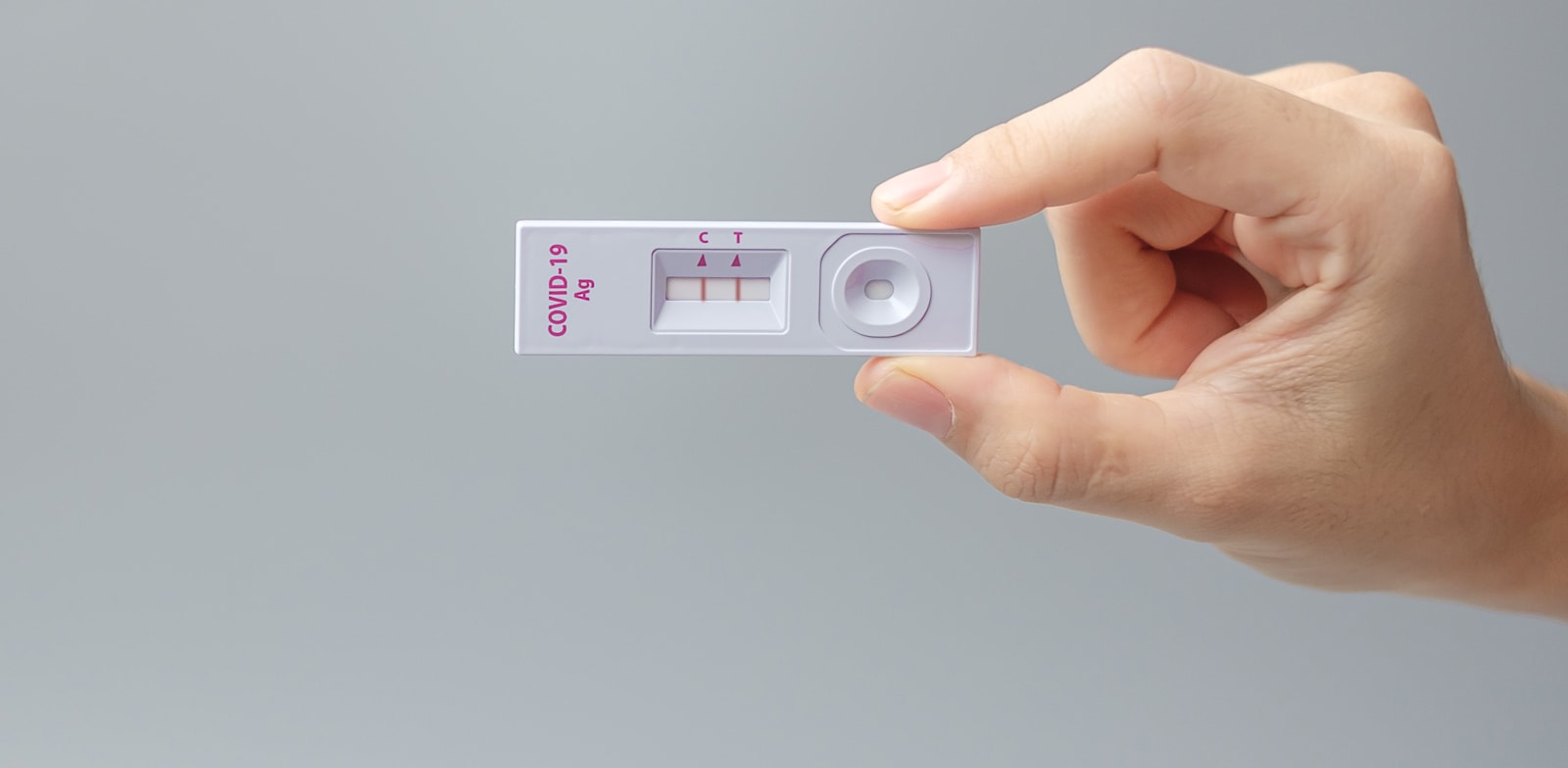 Antigen home test kit Photo: Shutterstock Antigen home test kit Photo: Shutterstock