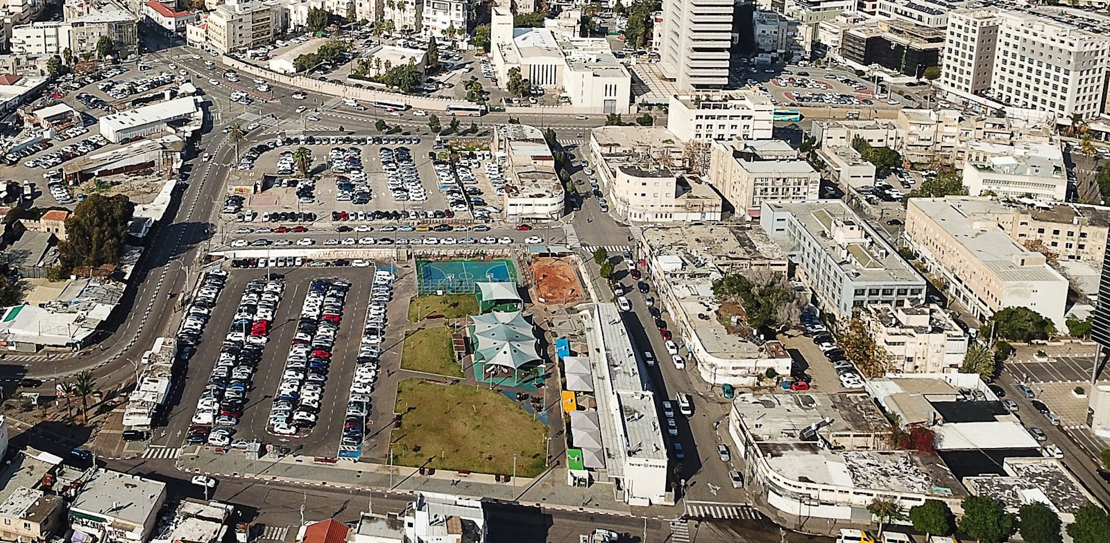 Tel Aviv Old Central Bus Station Photo: Levinstein Properties