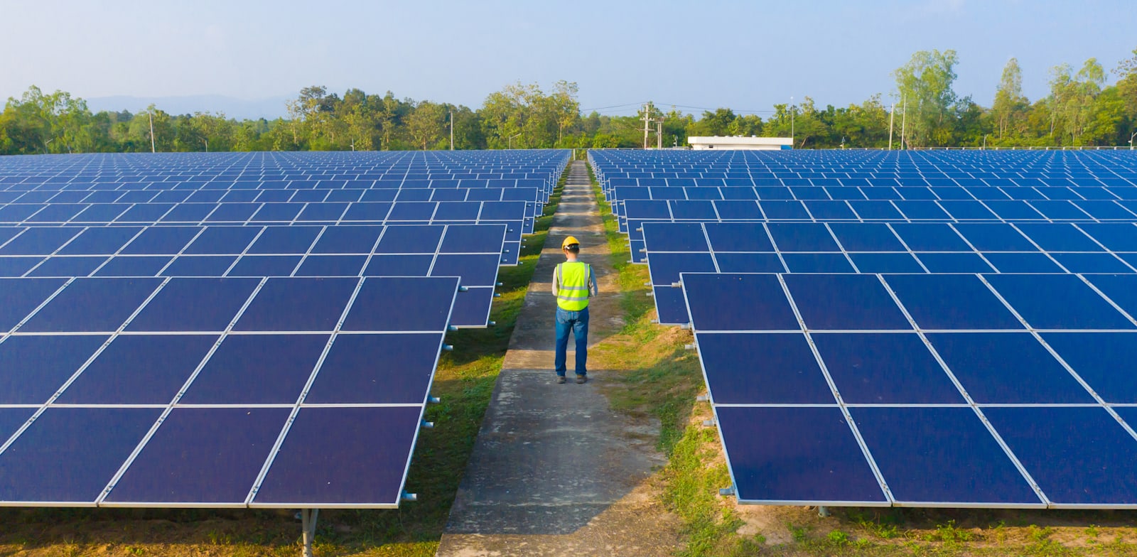 Gov’t approves NIS 3b climate-tech program