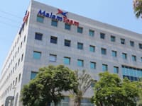 בנין  מלם תים פתח תקוה / צילום: בר - אל