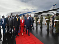 בנימין ושרה נתניהו בפגישה עם מנהיג סודאן עבדלל פתאח אל בורהאן / צילום: מרק נוימן לע''מ