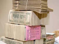 שטרות כסף - דולרים / צילום: תמר מצפי