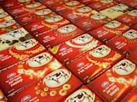 שוקולד פרה עלית. ריקול נרחב של מוצרים / צילום: תמר מצפי