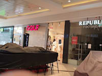 קניון סגור בתקופת הסגר / צילום: בר - אל