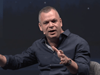 אבישי אברהמי - מייסד ומנכל וויקס Wix / צילום: צילומי מסך מתוך אתר החברה