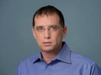 רן גוראון, מנכ''ל קבוצת אלפא, המאגדת את פלאפון, בזק בינלאומי ו-yes / צילום: יונתן בלום